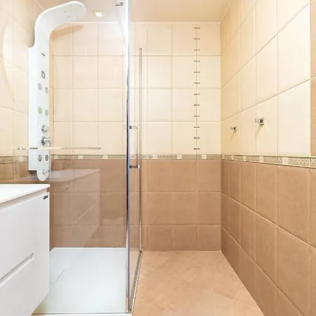 Centrally-located 1bd Near Kapana By Flat Mаnager * 플로브디프